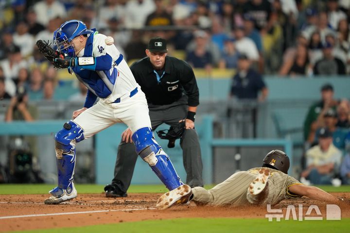 サンディエゴ、ドジャースを破りポストシーズン進出を確定···ソン