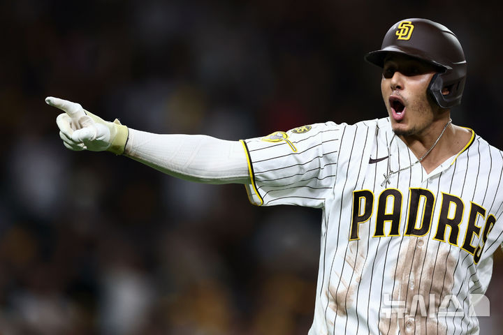 MLB サンディエゴ・パドレス アリゾナキャンプ 野球ボール サンディエゴ、アリゾナとの乱打戦の末に7-10で敗北···ソン・ソンムン